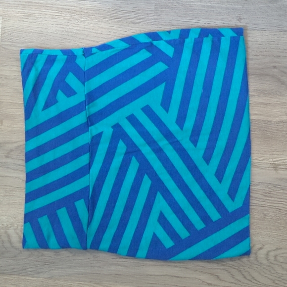 Mini Skirt Bundle (3) - Picture 3 of 4